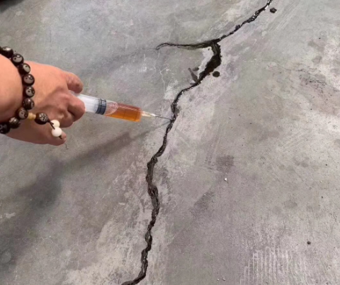 十堰混凝土裂缝修补技术详解​